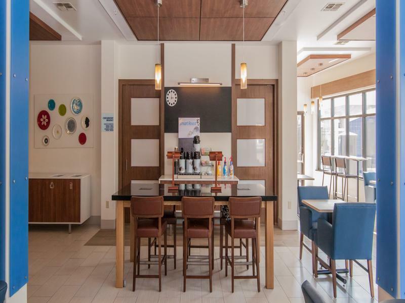 Holiday Inn Express Houston-Alvin By Ihg Eksteriør billede